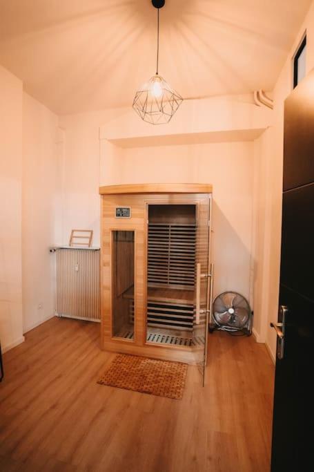 Ultimate Comfort ! Jacuzzi & Sauna. Besançon Extérieur photo